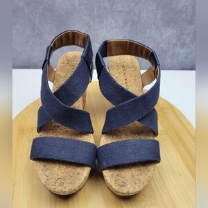 Lucky brand  wedge sandals  navy blue size 8B